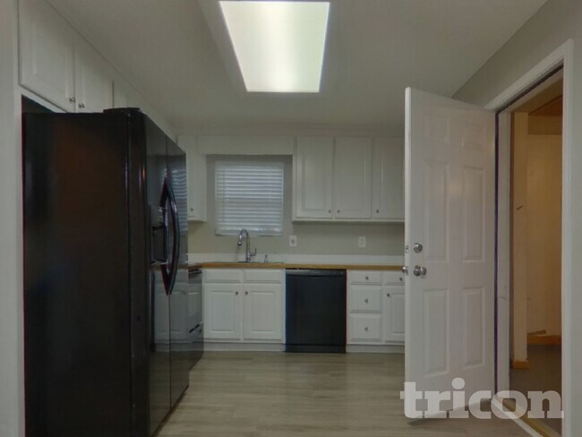 Foto del edificio - 1522 Mill Creek Rd