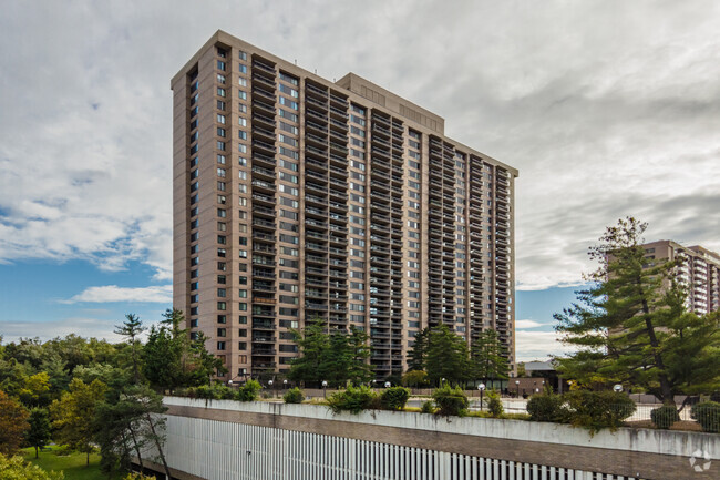 Foto del edificio - Skyline Plaza