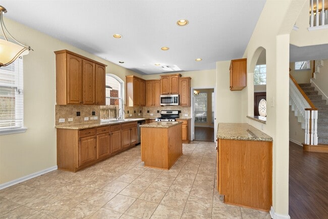 Building Photo - 6007 Marble Hollow Ln