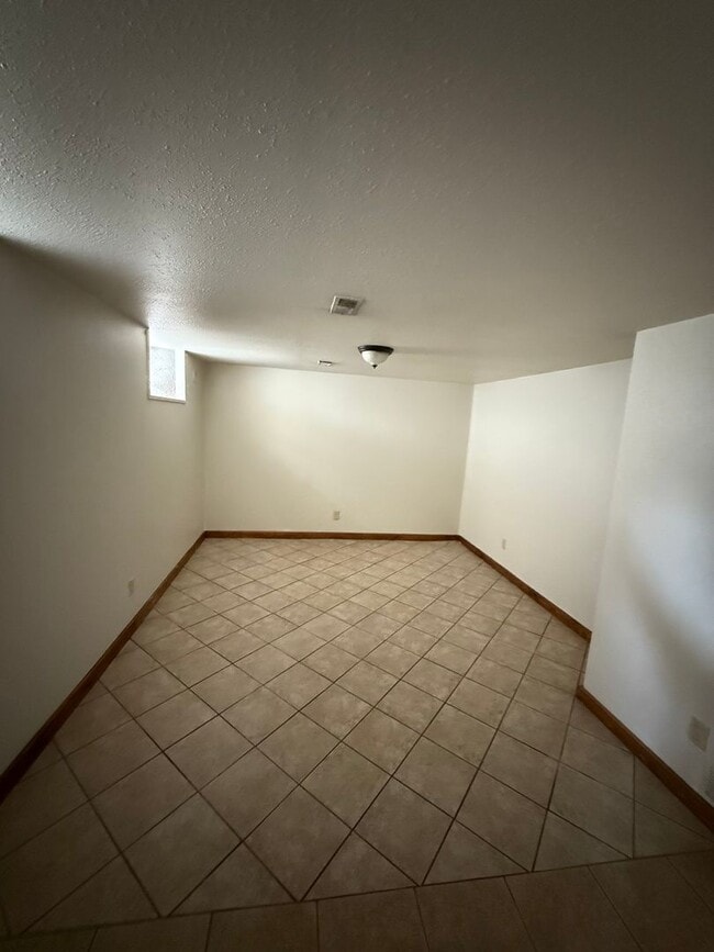 Building Photo - 227 W 14th St