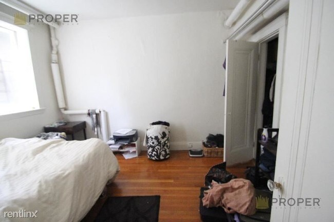 Building Photo - 120 Washington St