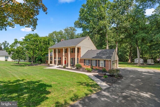 Building Photo - 21717 Glendalough Rd