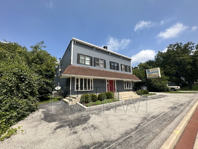 40 W 73rd Ave Unit 2, Merrillville, IN 46410 Condo for Rent in