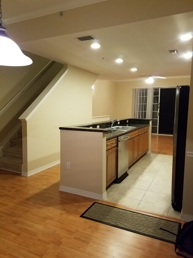 kitchen - 5218 Hampton Beach Pl