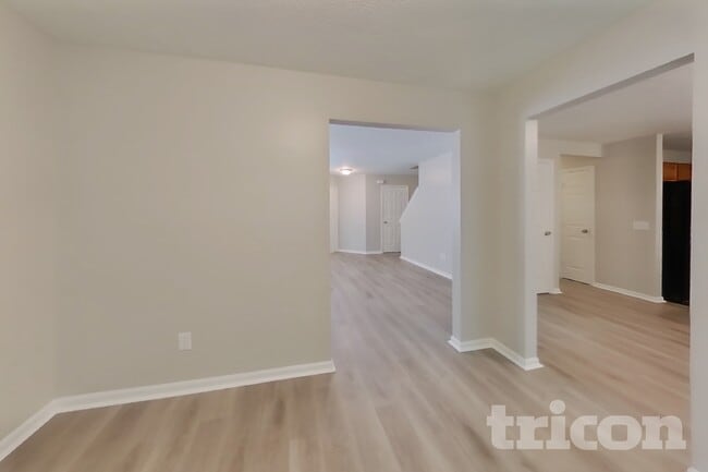 Building Photo - 8117 Pelham Pl