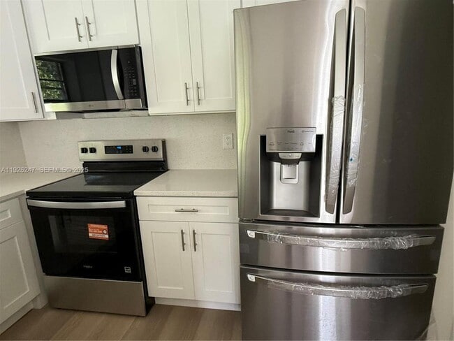 Foto del edificio - 15749 Woodgate Ct