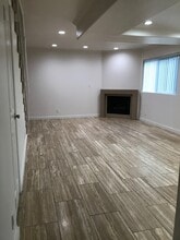 Building Photo - 13012 Riverside Dr