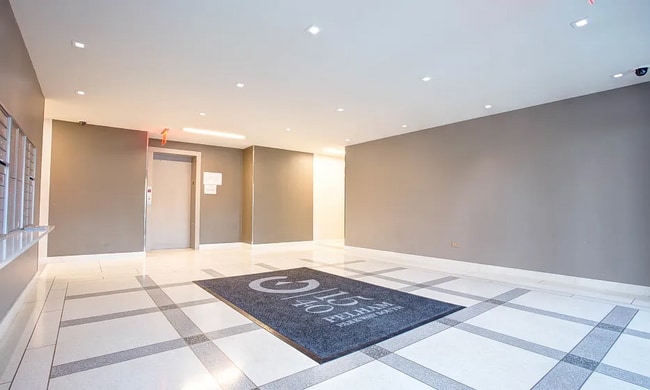 Foto del edificio - 1540 Pelham Pkwy S