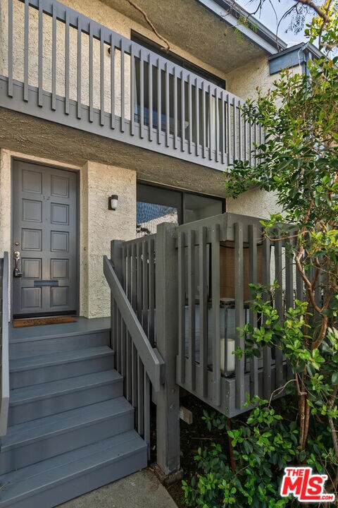 Foto del edificio - 29239 Heathercliff Rd
