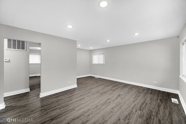Foto del edificio - 3 Bedroom 1 Bathroom House for Rent!