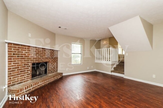 Foto del edificio - 3346 Clevemont Way