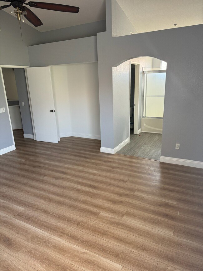 Foto del edificio - 15784 Firethorn Rd