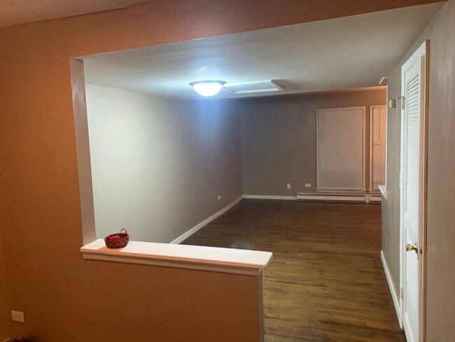 Foto del edificio - 2138 Hebron Ave