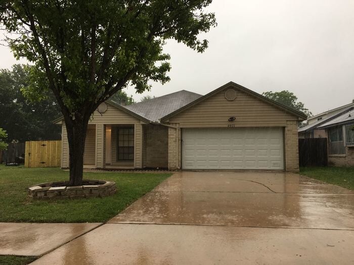 Primary Photo - Welcome to Your Dream Home