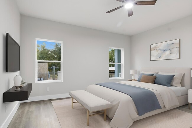 Building Photo - 2205 E 148th Ave