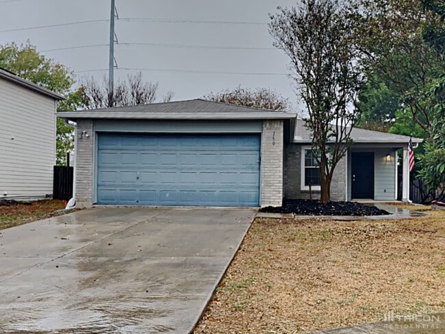 Building Photo - 160 Hanging Moss Dr