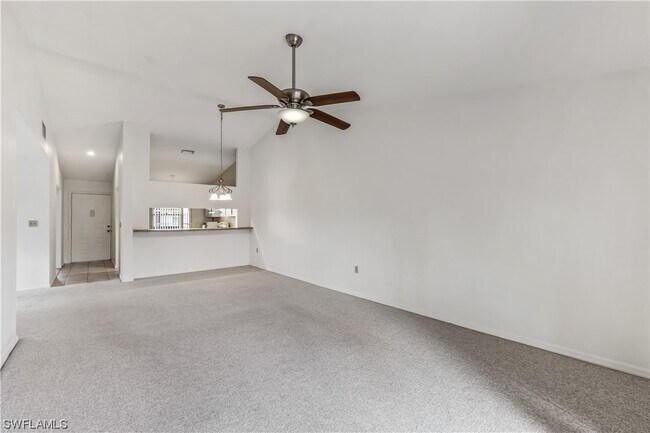 Building Photo - 9305 Lake Park Dr