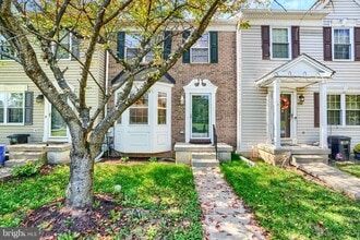 Building Photo - 6558 Ridgeborne Dr