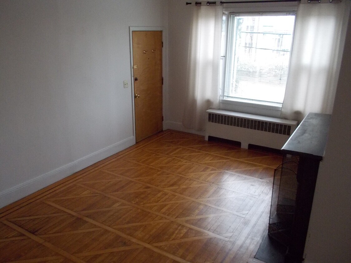 Primary Photo - 311 Park Ave