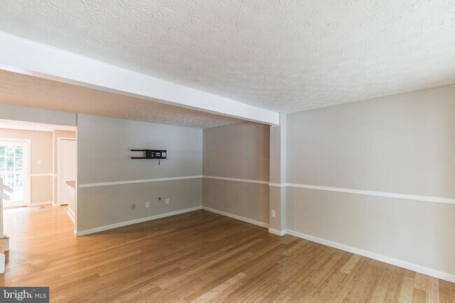 Building Photo - 1518 Poplar Grove Dr
