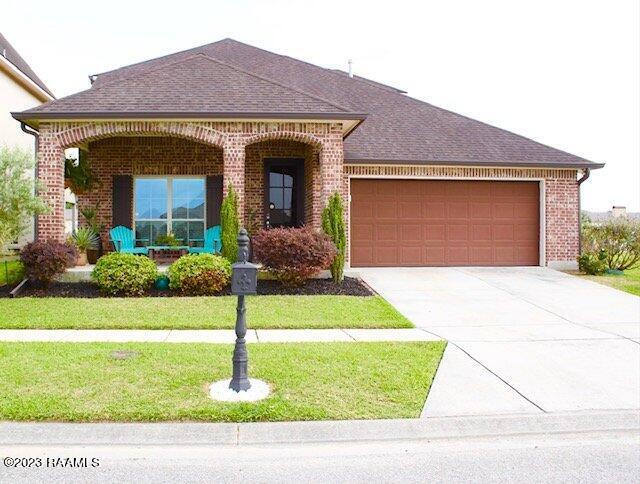 Primary Photo - 301 Crooked Stick Ln