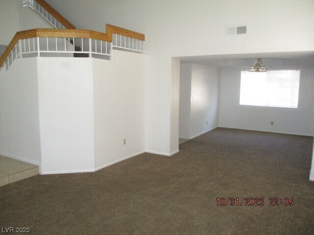 Foto del edificio - 25 Reyburn Dr