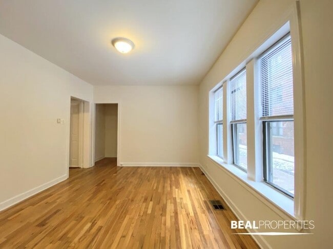 Photo - 1 bedroom in CHICAGO IL 60613 Apartment
