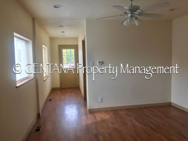 Foto del edificio - Cozy 2 bedroom Bungalow!