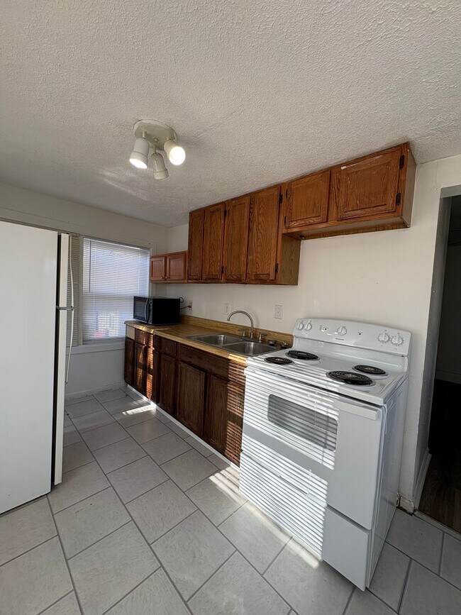 Photo - 134 Central Ave Apartment