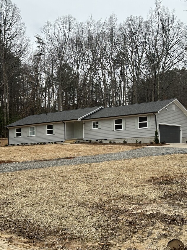 Primary Photo - 2967 Ron Howard Ln