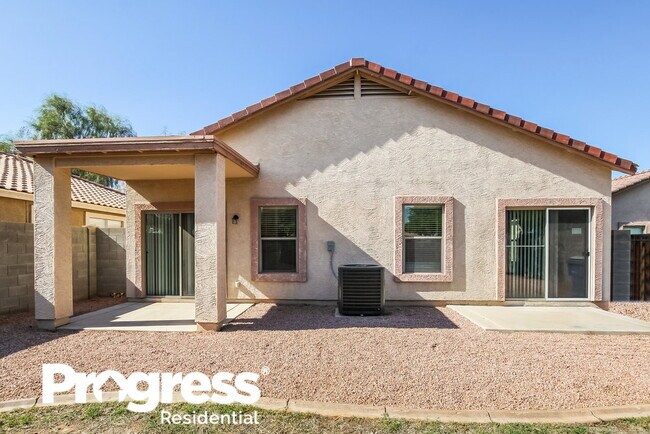 Foto del edificio - 15313 W Cameron Cir