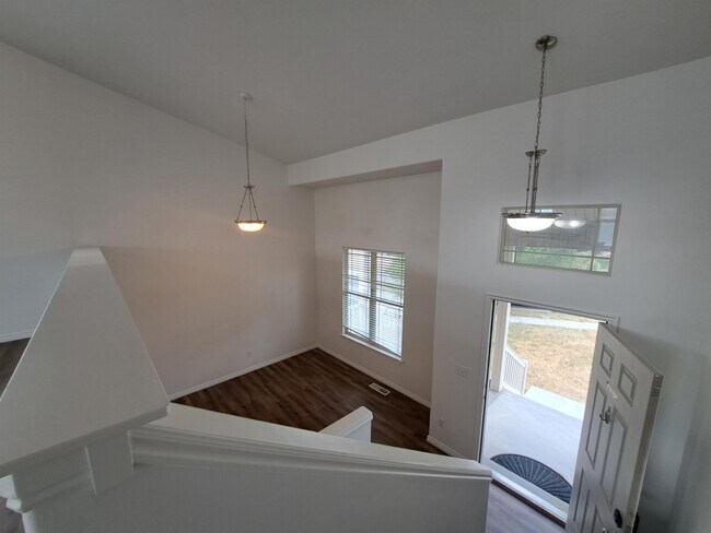 Building Photo - 7398 N Ute Dr
