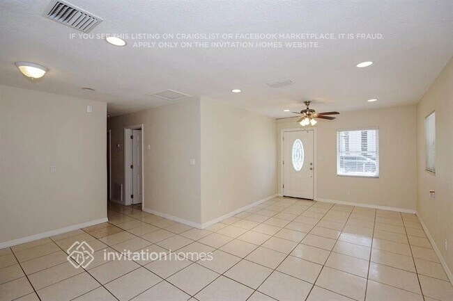 Building Photo - 5005 Steyr St