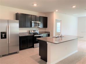 Building Photo - 16338 Little Garden Dr