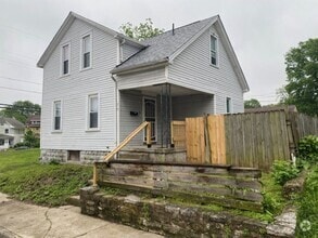 Building Photo - 210 Volkenand Ave