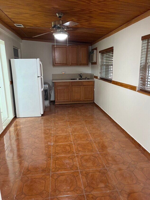 Building Photo - 17301 NW 53rd Ct