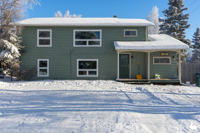 Building Photo - 3541 Scarlet Pl