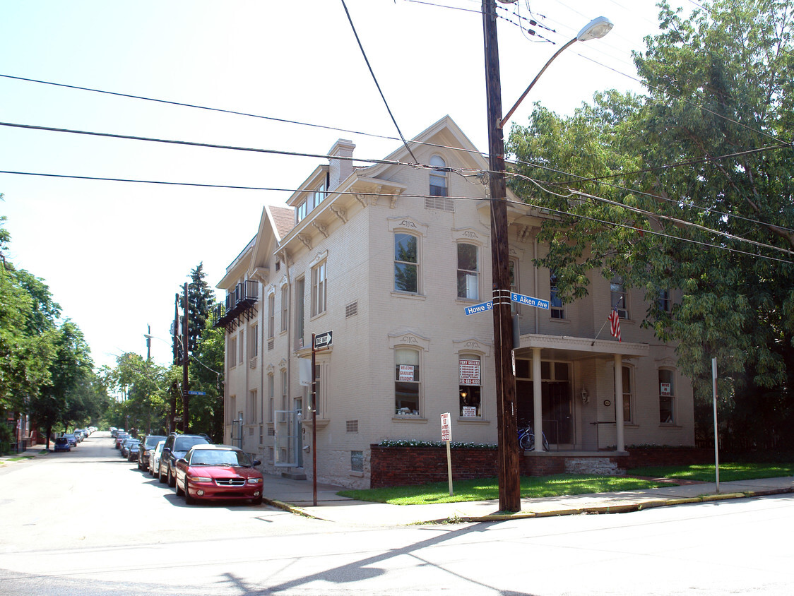 Primary Photo - 911 S Aiken Ave