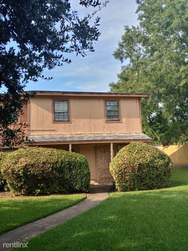 Primary Photo - 6040 Bedford Dr