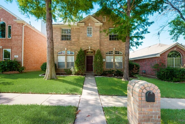 Foto del edificio - Fantastic 3 bed 3 bath home zoned for Flow...