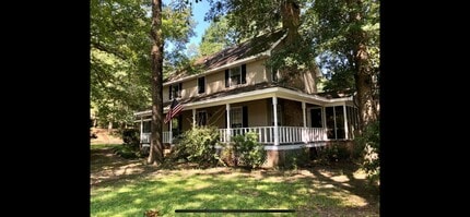 Building Photo - 200 Scarlet Dr