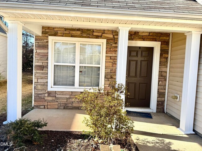 Building Photo - 316 Valley Glen Dr