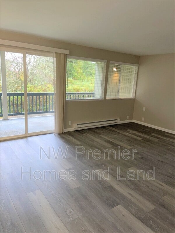 Building Photo - 9546 Silverdale Loop Rd NW