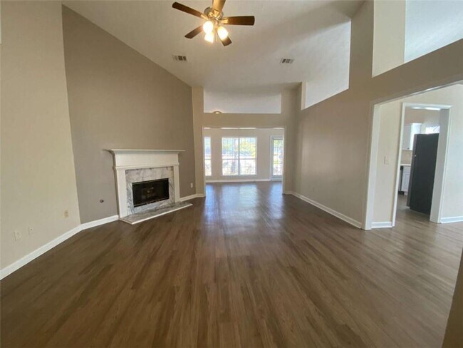 Building Photo - 1705 Westfield Ct NW