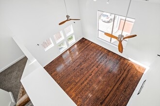 Building Photo - 2936 Commerce St