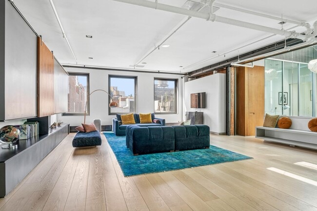 Building Photo - 111 Wooster St