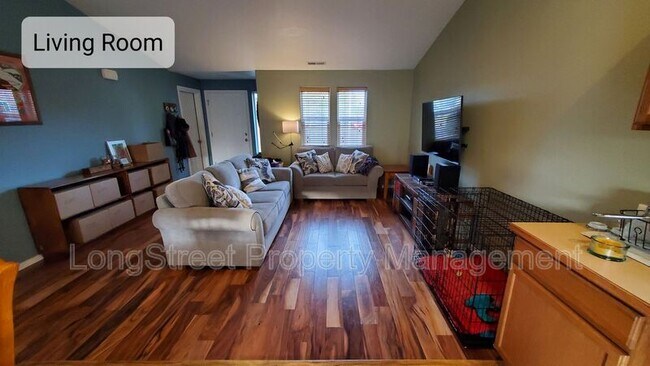 Foto del edificio - 254 NE Breezy Way