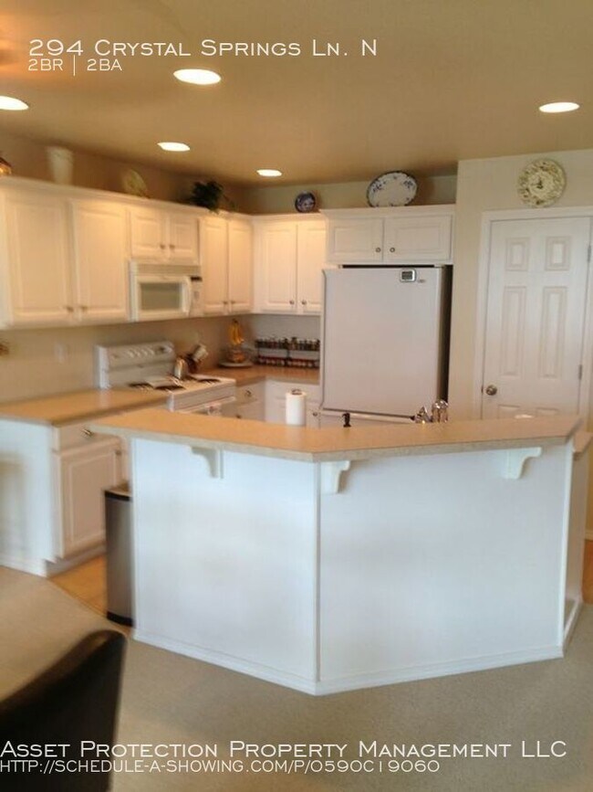 Foto del edificio - 294 Crystal Springs Ln N