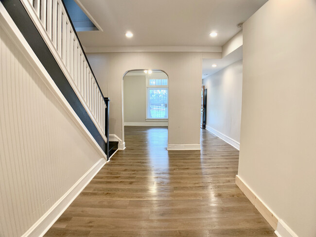 Foto del edificio - 956 N Franklintown Rd