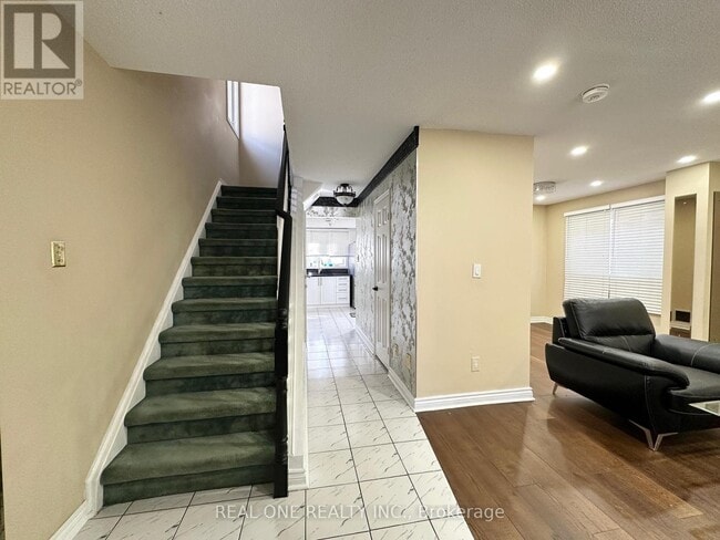 Building Photo - 144 Clansman Trail